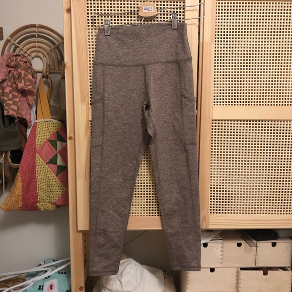 Aerie OFFLINE THE HUGGER HIGH WAISTED LEGGING